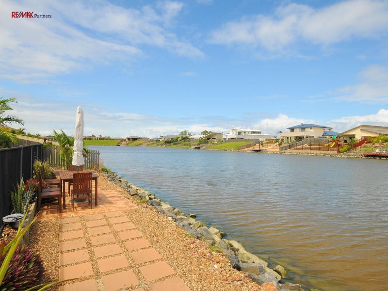 54 Earl St Vincent Circuit, Eli Waters QLD 4655