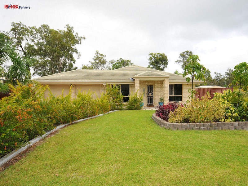5 Southfork Circuit, Burrum Heads QLD 4659
