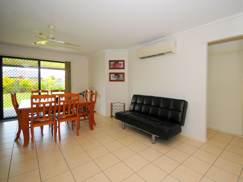 39 Bunya Court, Eli Waters QLD 4655