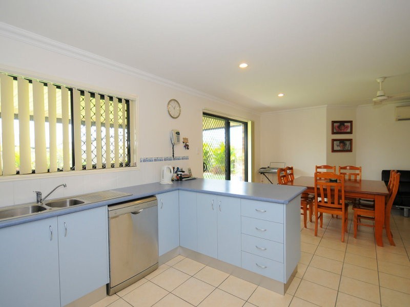 39 Bunya Court, Eli Waters QLD 4655