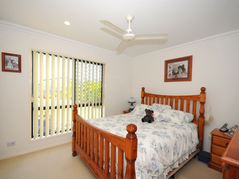 39 Bunya Court, Eli Waters QLD 4655