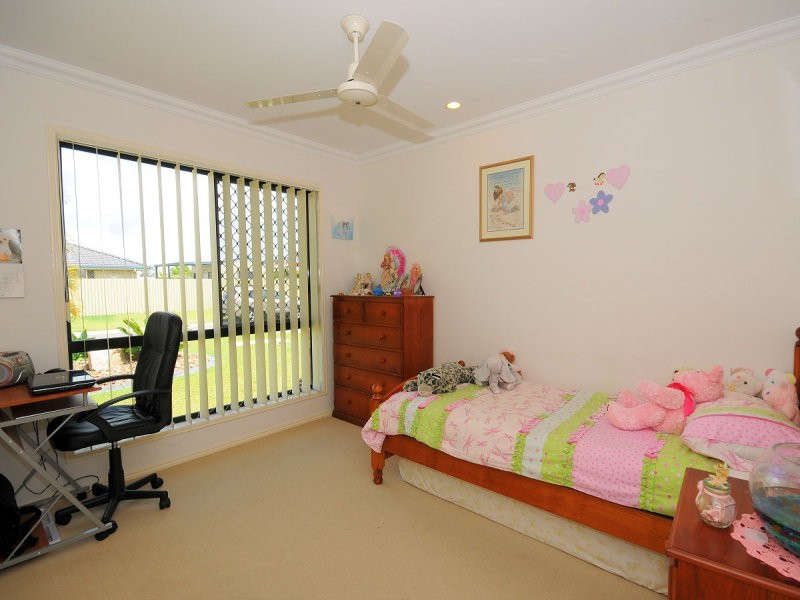 39 Bunya Court, Eli Waters QLD 4655