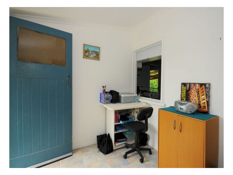 23 King Street, Urangan QLD 4655