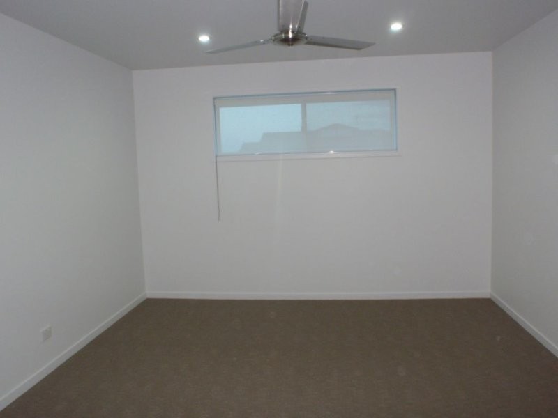 29 Parklands Blvd, Wondunna QLD 4655