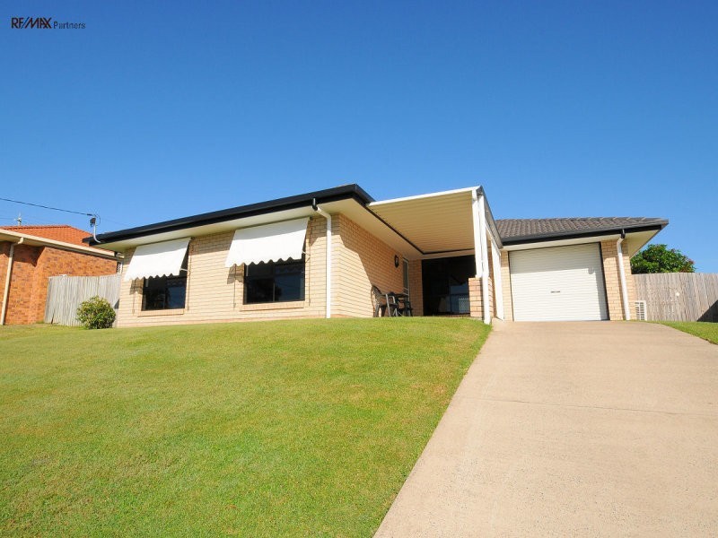 15 Barry Street, Torquay QLD 4655