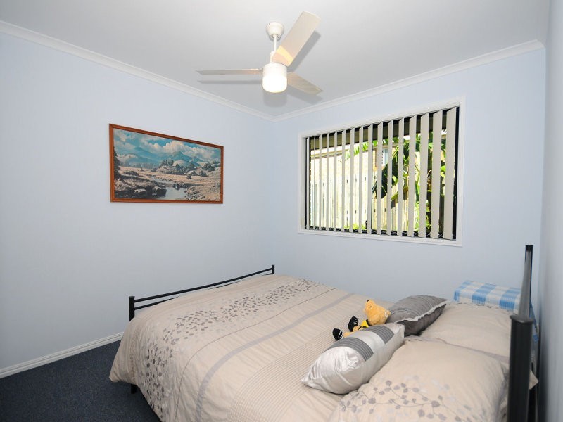 15 Barry Street, Torquay QLD 4655