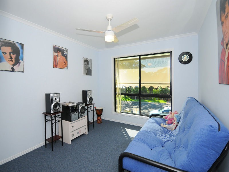 15 Barry Street, Torquay QLD 4655