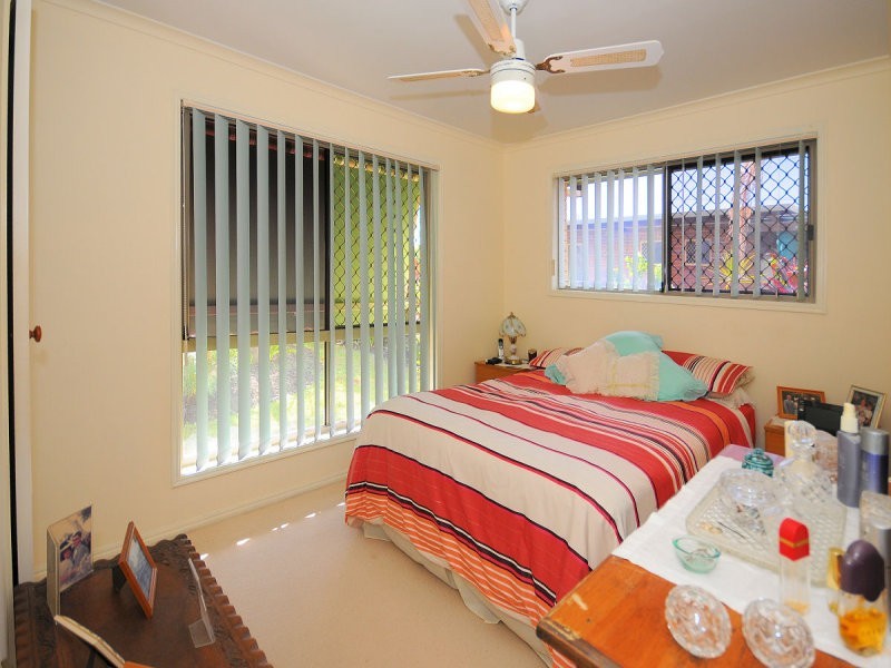 66 Drummond Street, Urangan QLD 4655