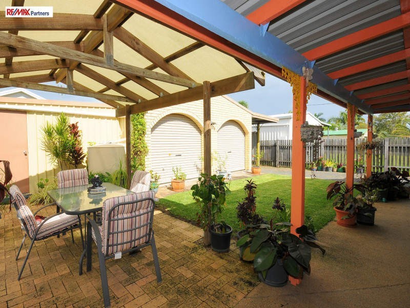 66 Drummond Street, Urangan QLD 4655