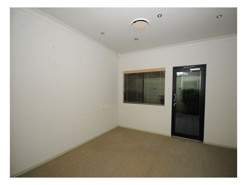6 Tavistock Street, Torquay QLD 4655