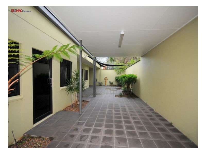 6 Tavistock Street, Torquay QLD 4655