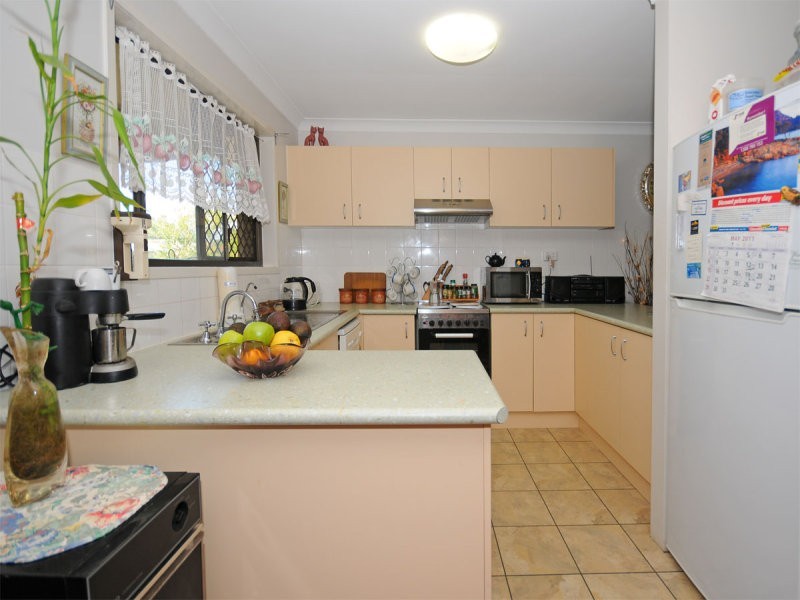 6/85 Miller Street, Urangan QLD 4655