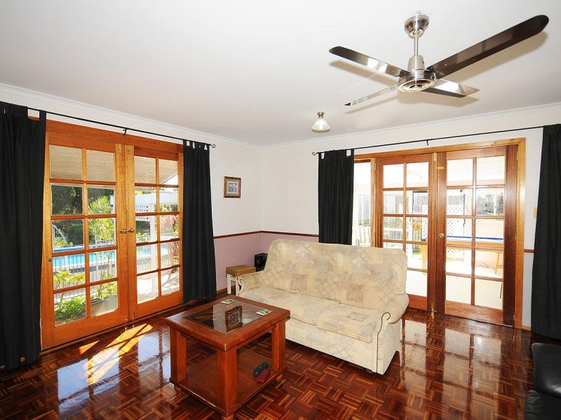 51 Jensen  Drive, Urraween QLD 4655