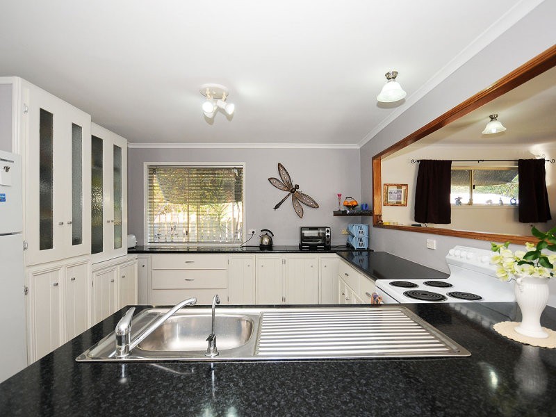 51 Jensen  Drive, Urraween QLD 4655