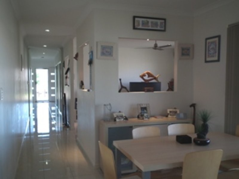 14 Teresa Street, Nikenbah QLD 4655