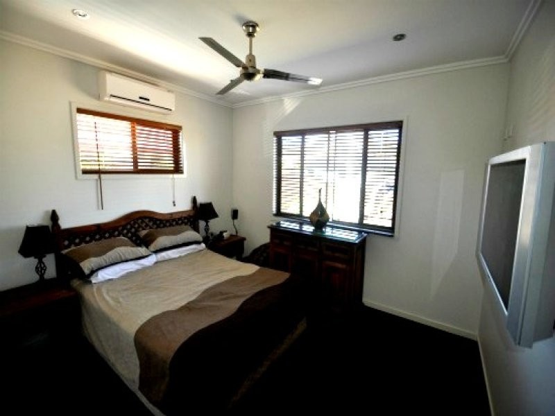 5 Bianca Court, Torquay QLD 4655