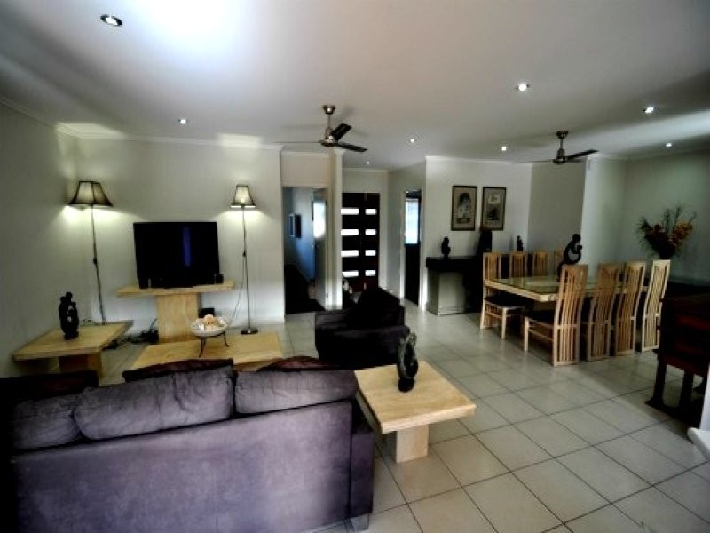 5 Bianca Court, Torquay QLD 4655