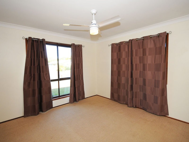 12 Debra Court, Urangan QLD 4655