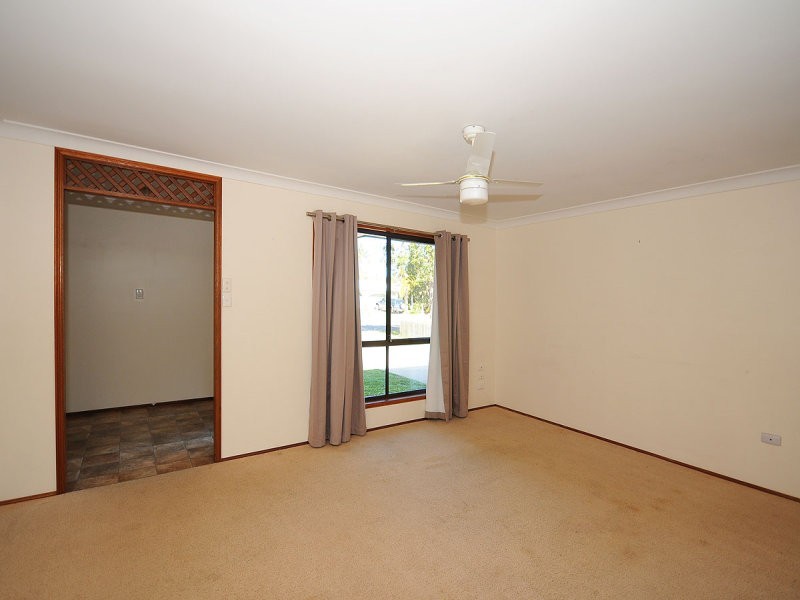 12 Debra Court, Urangan QLD 4655