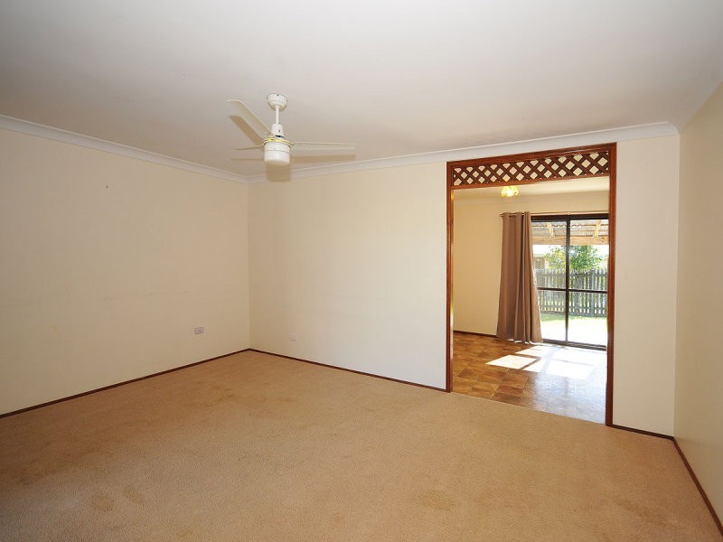 12 Debra Court, Urangan QLD 4655