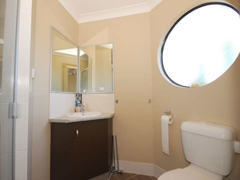 5/52 Shell Street, Urangan QLD 4655