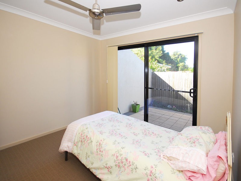 5/52 Shell Street, Urangan QLD 4655