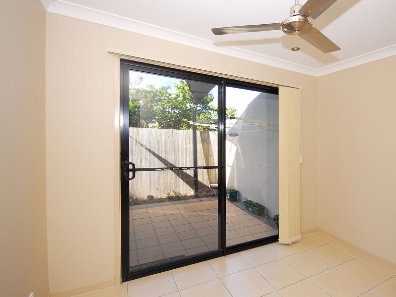 5/52 Shell Street, Urangan QLD 4655