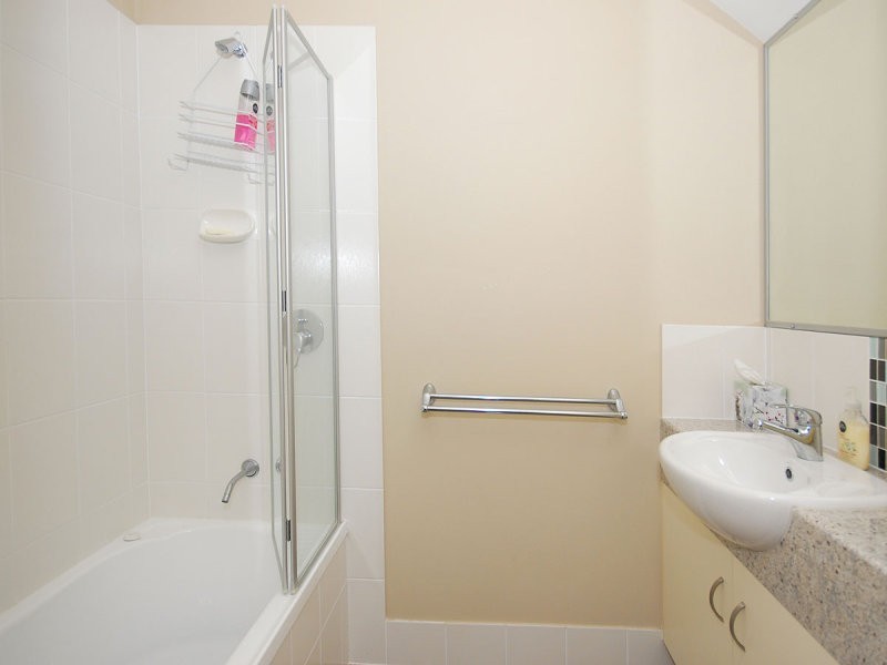 5/52 Shell Street, Urangan QLD 4655