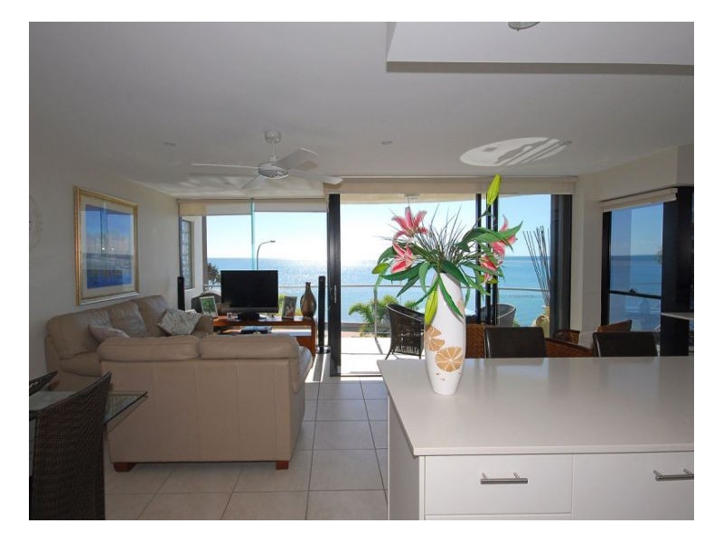 12/558 Esplanade, Urangan QLD 4655