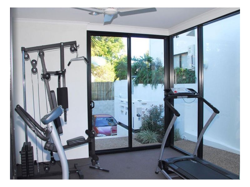 12/558 Esplanade, Urangan QLD 4655