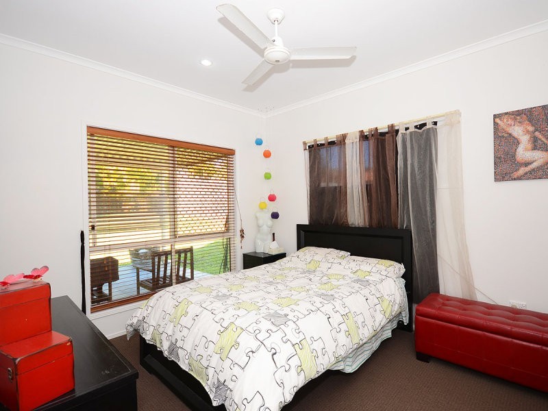 31 Shelley Street, Scarness QLD 4655