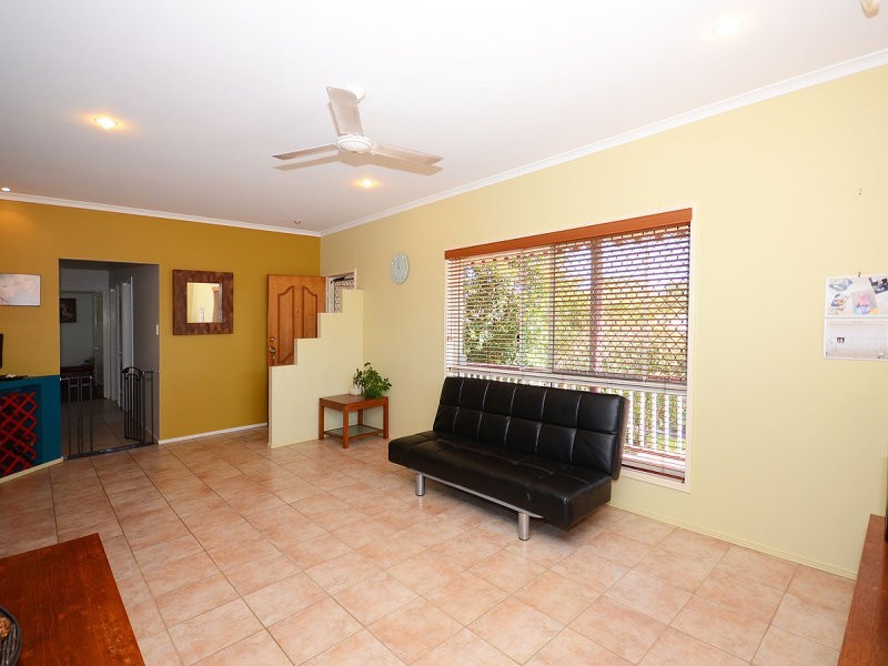 31 Shelley Street, Scarness QLD 4655