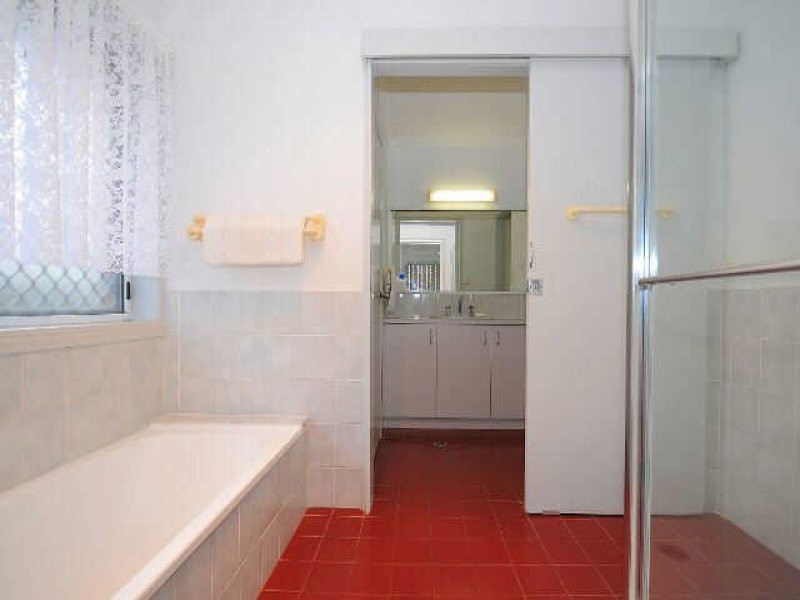 50 Haydn Drive, Kawungan QLD 4655