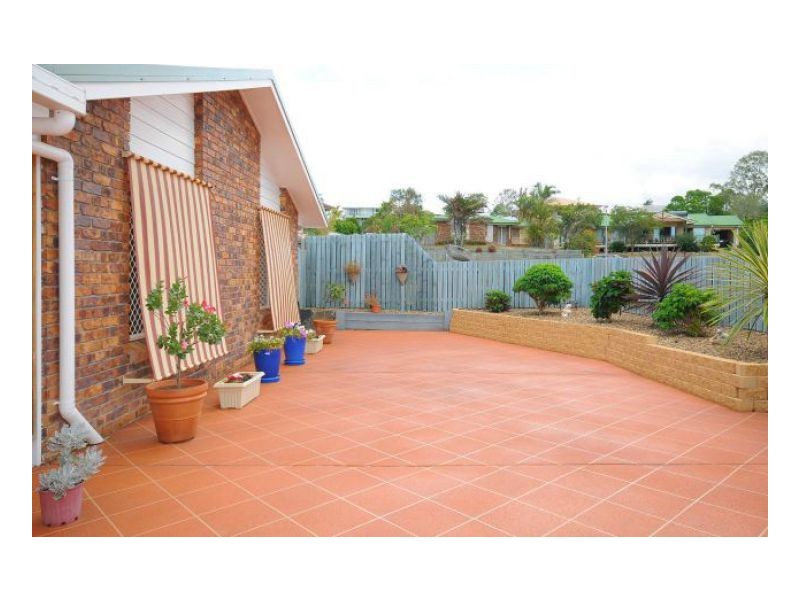 50 Haydn Drive, Kawungan QLD 4655