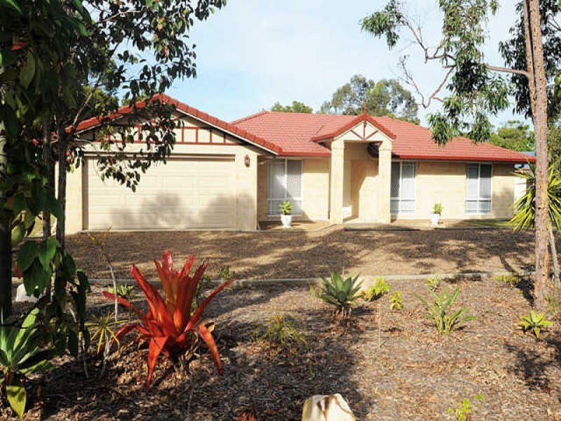 39 Senorita Parade, Urangan QLD 4655