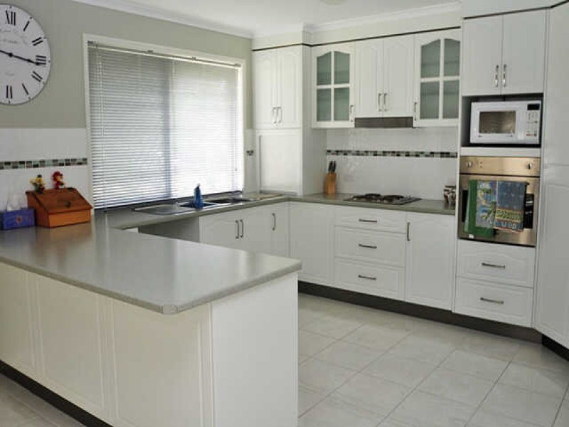 39 Senorita Parade, Urangan QLD 4655