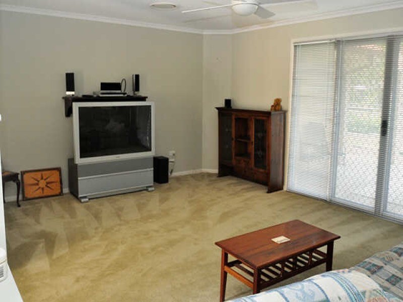 39 Senorita Parade, Urangan QLD 4655