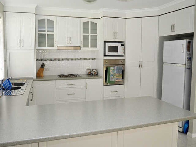 39 Senorita Parade, Urangan QLD 4655