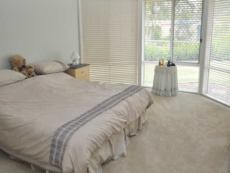 39 Senorita Parade, Urangan QLD 4655
