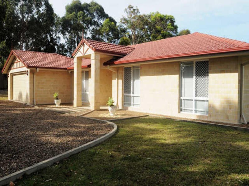 39 Senorita Parade, Urangan QLD 4655