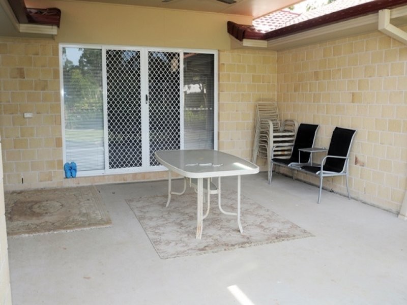 39 Senorita Parade, Urangan QLD 4655