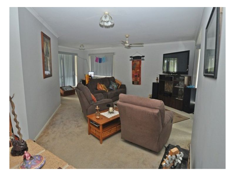 31 Kookaburra Drive, Eli Waters QLD 4655