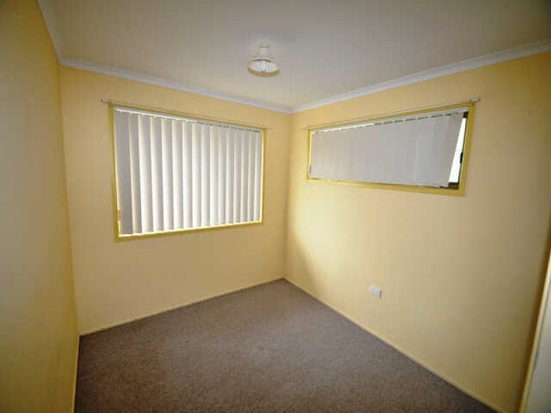 2 Lakes Bvd, Burrum Heads QLD 4659