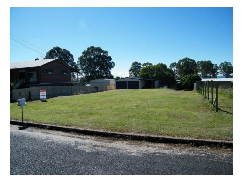 18 Petrel Avenue, River Heads QLD 4655