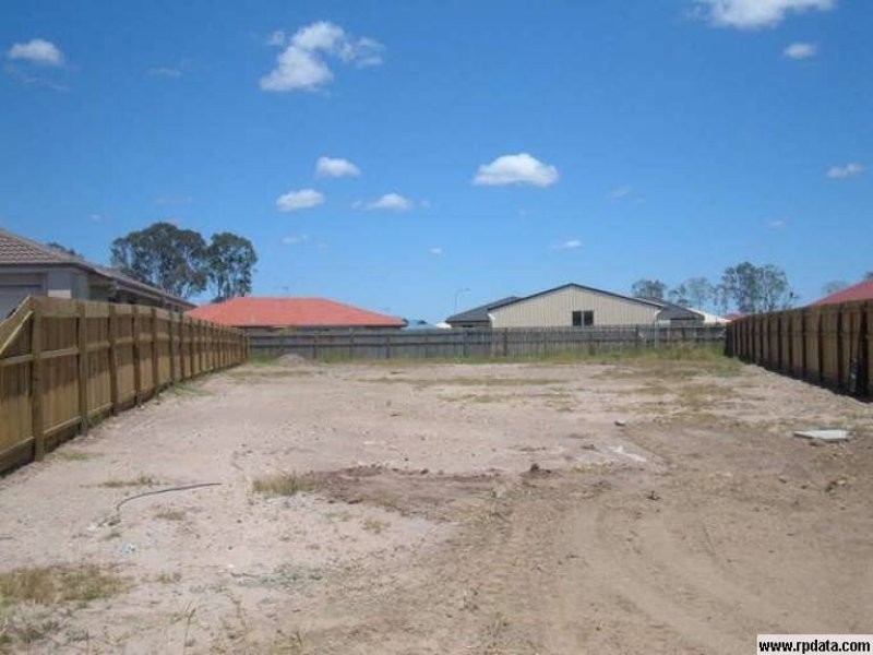 66 Endeavour Way, Eli Waters QLD 4655