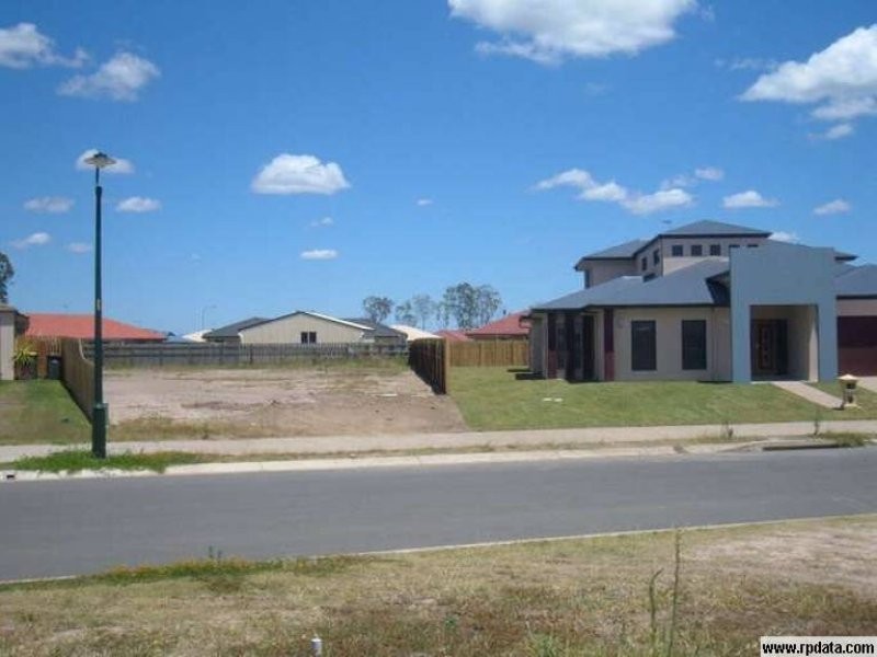 66 Endeavour Way, Eli Waters QLD 4655