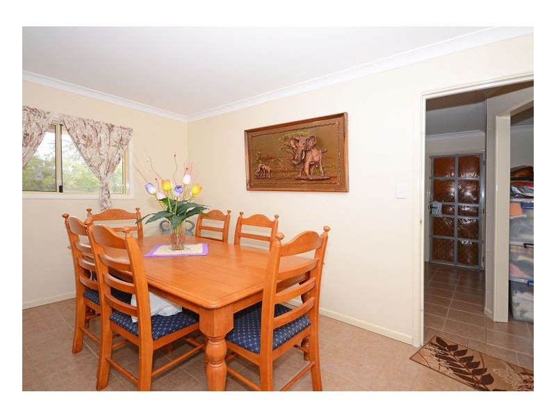 2 Dolphin Avenue, Booral QLD 4655