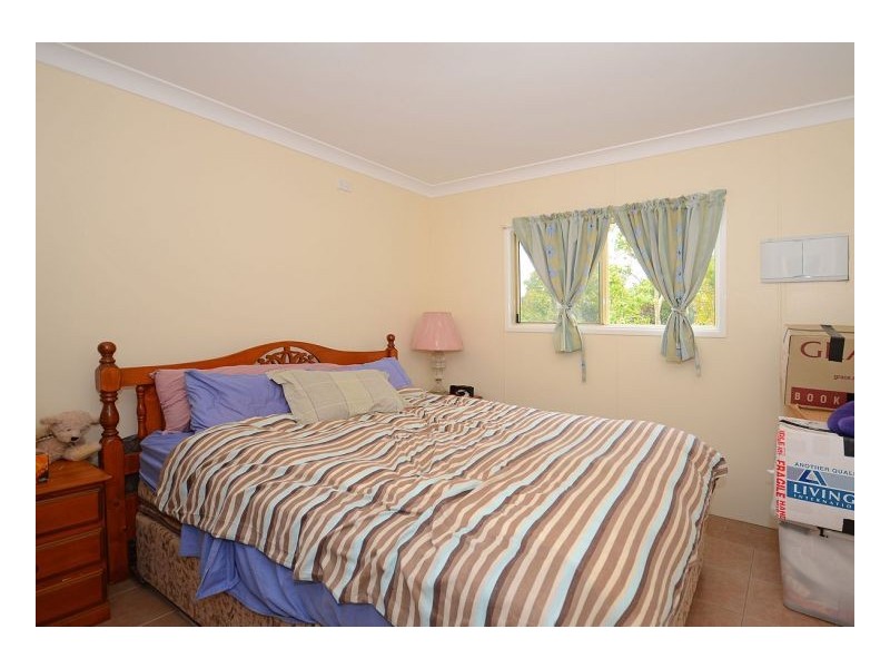2 Dolphin Avenue, Booral QLD 4655