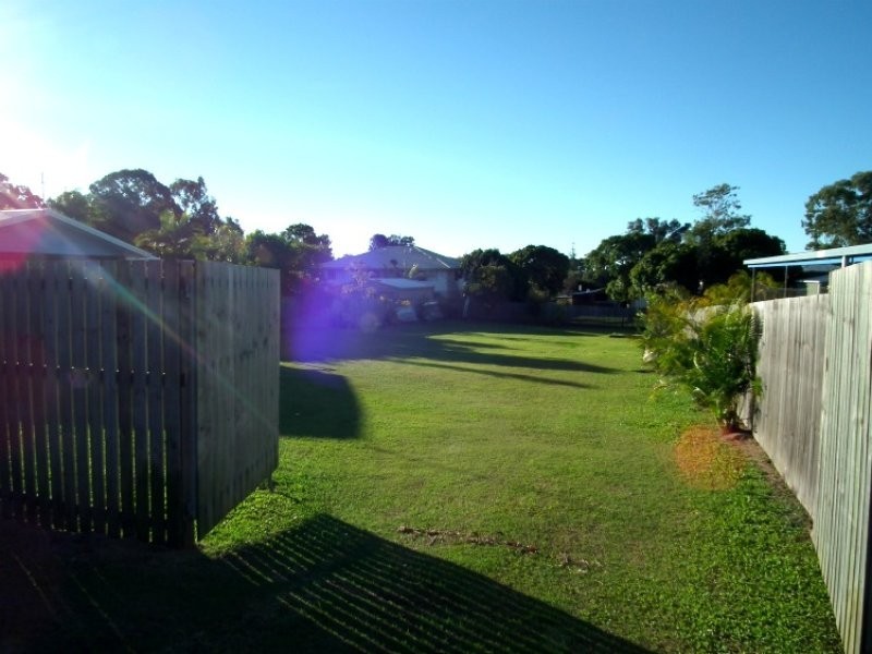 60 Totness Street, Torquay QLD 4655