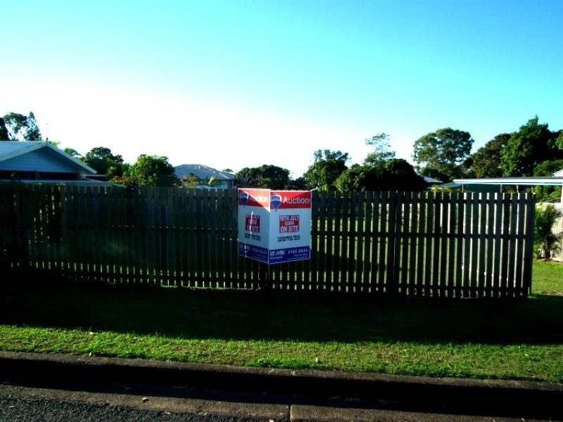 60 Totness Street, Torquay QLD 4655